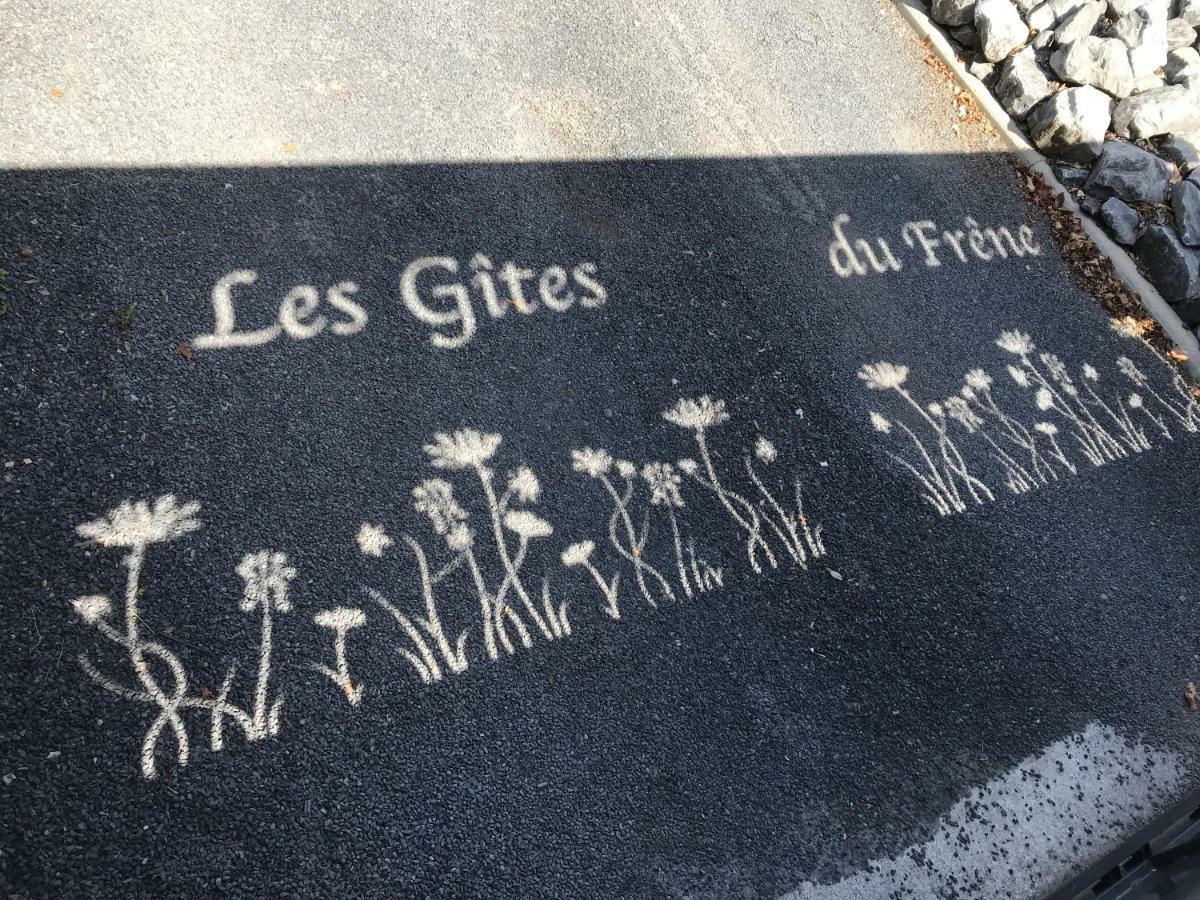 Gites Du Frene Wattignies Екстериор снимка